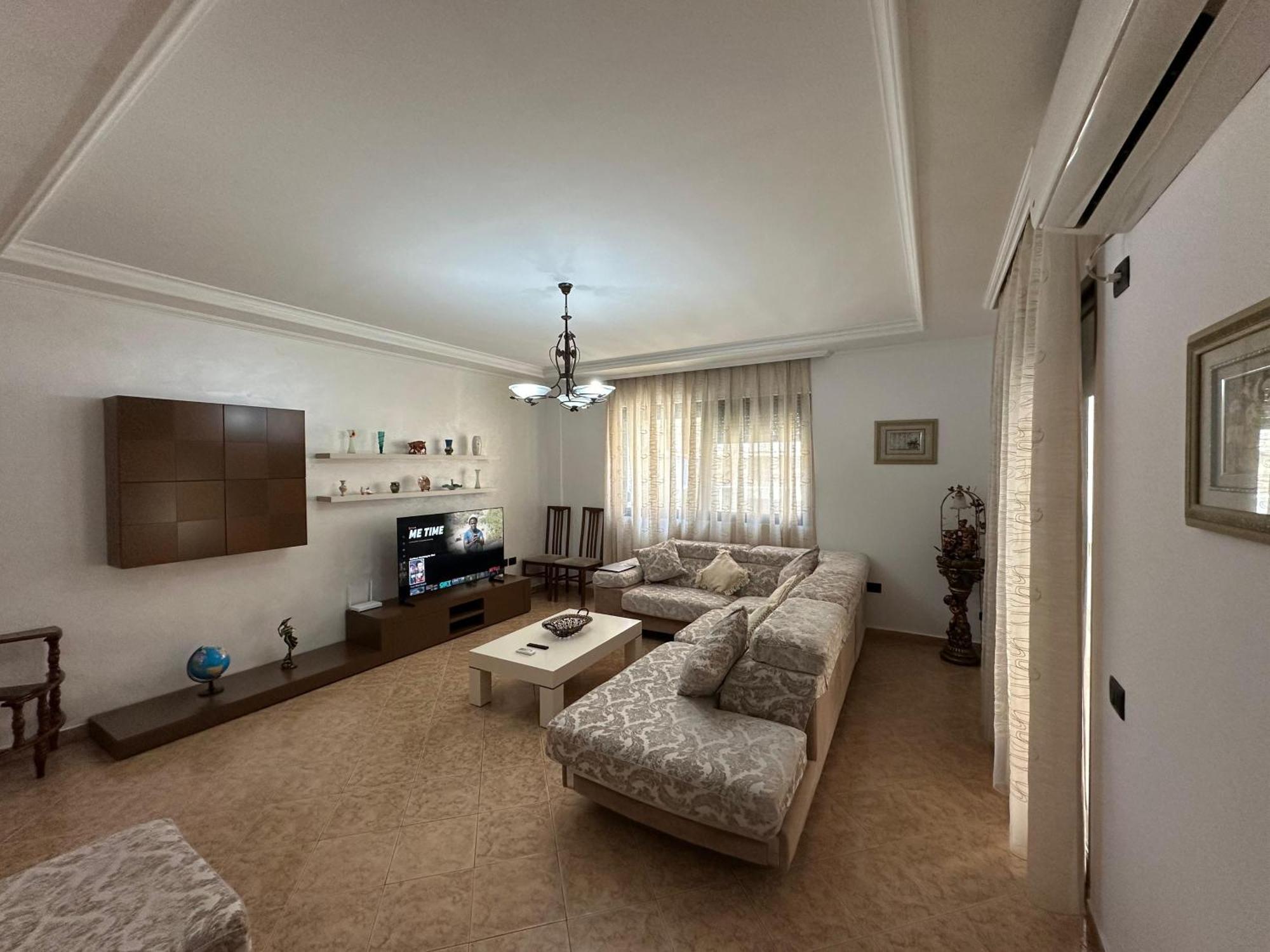 Central Haven Тирана Екстериор снимка